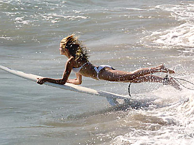 girls go surf